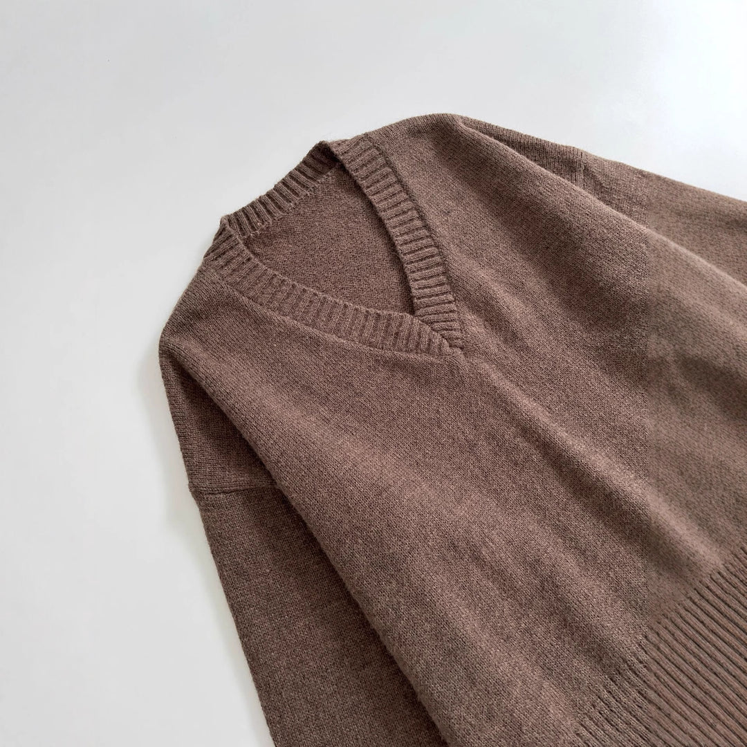 Casual V neck sweater for women Lune London
