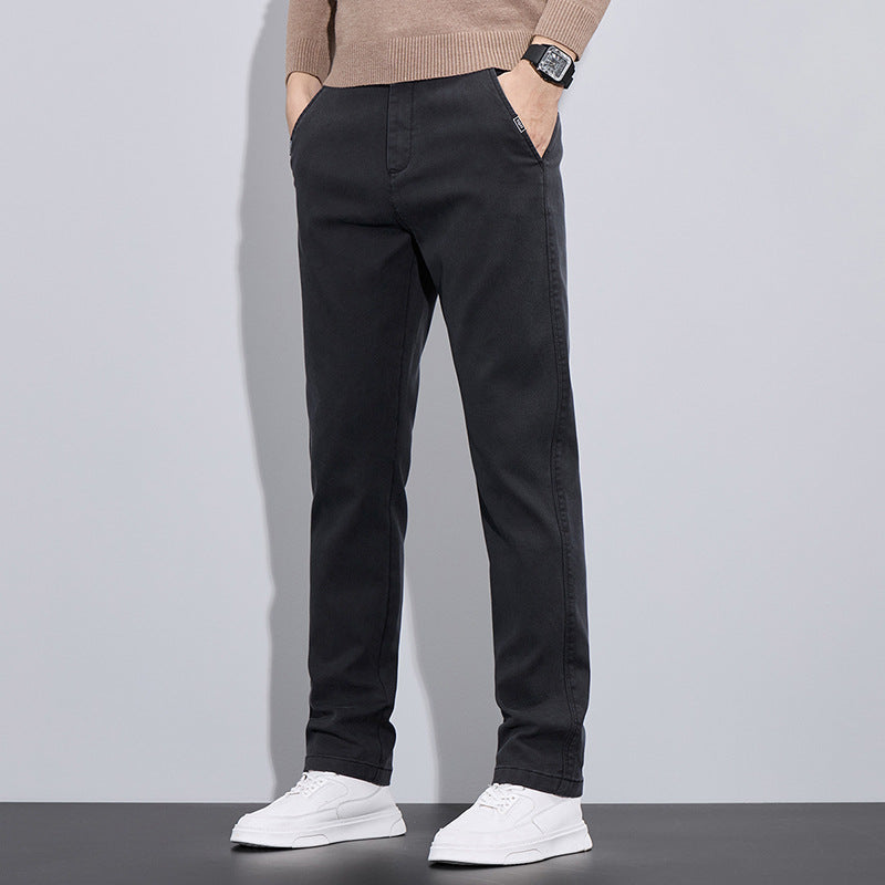 Elegant chino pants for men with slim-fit cut and versatile pockets Lune London