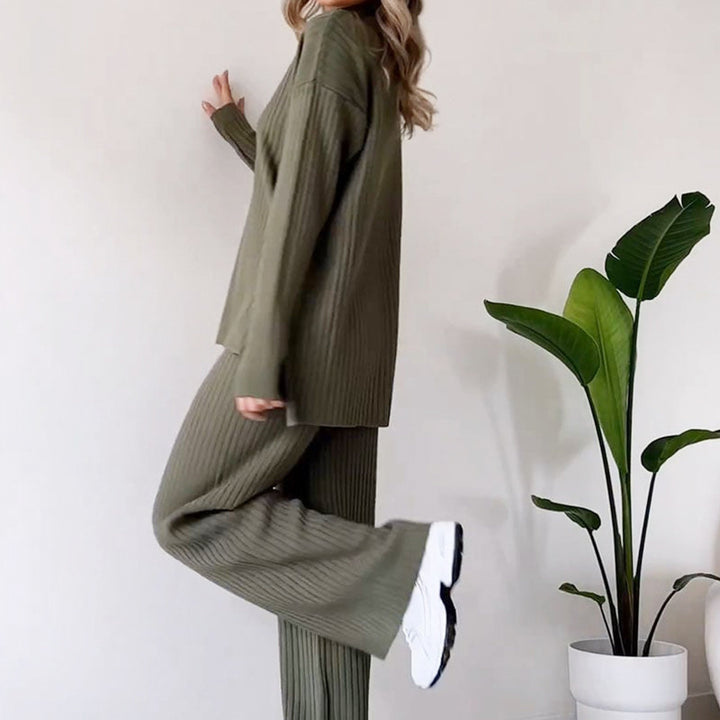 Lune London Ladies Ribbed Knit Lounge Set