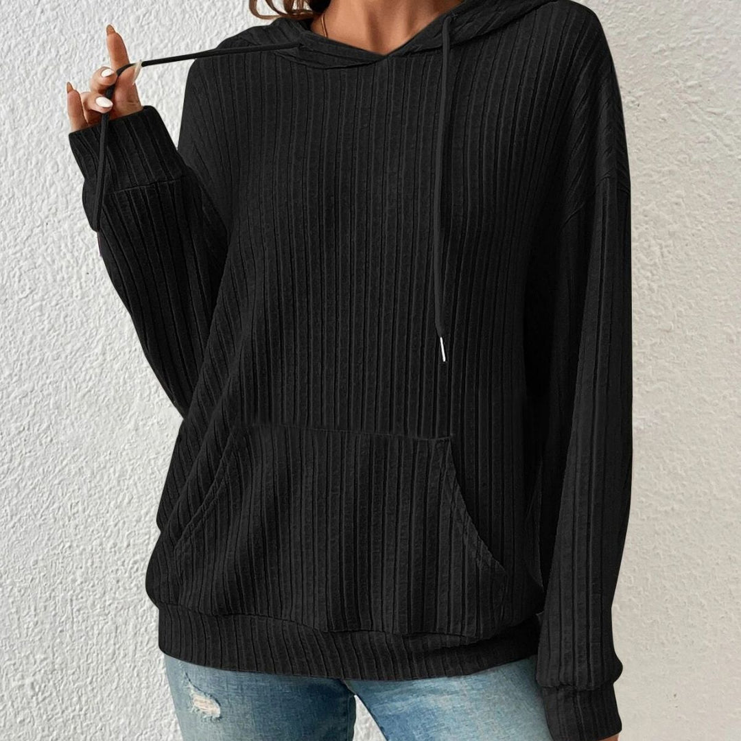 Women casual hoodie sweatshirt with ribbed structure and practical kangaroo pocket Lune London