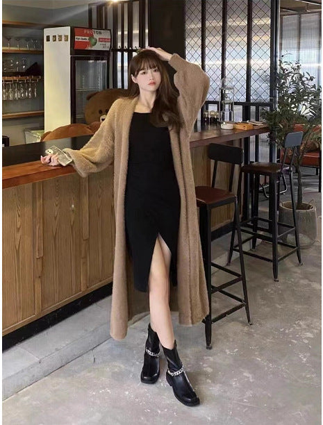 Manteau long pour femmes en matériau confortable avec une coupe ouverte Chic & Stil