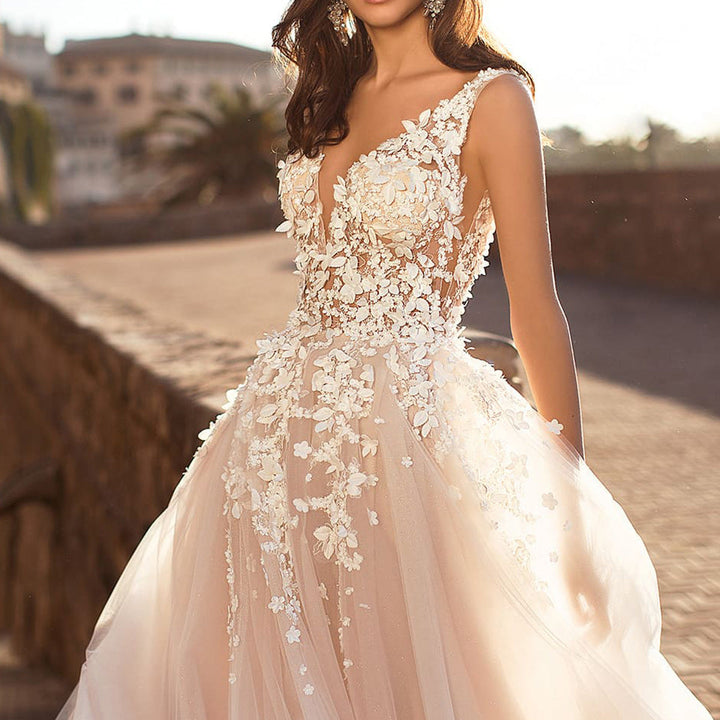 Lune London | Elegant Wedding Dress Embroidery Long Skirt