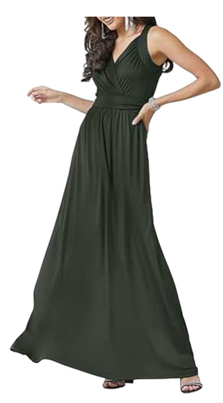 Maxi dress for women with an elegant V-neckline and a flowy cut Lune London