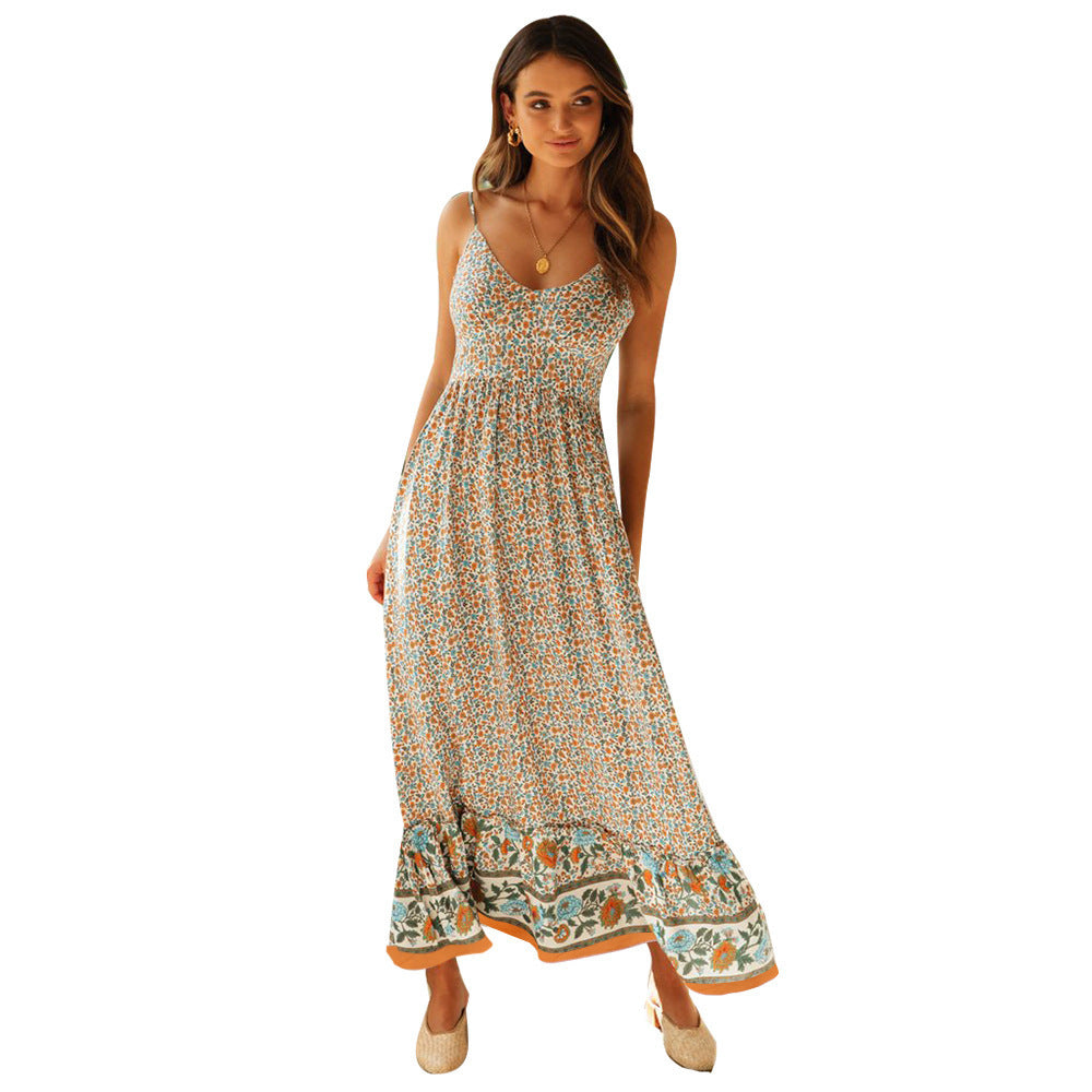 Maxi dress for women with floral pattern and delicate design with spaghetti straps Lune London