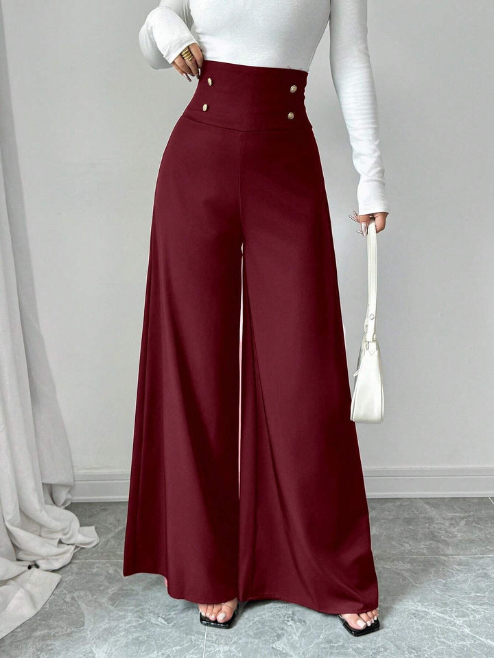 High-waisted palazzo pants for women with decorative buttons Lune London