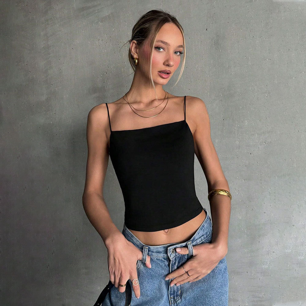 Chic & Stil women's short top with fine spaghetti straps and a fitted cut