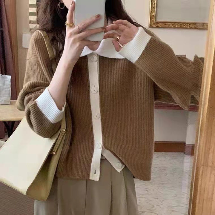 Women knitted cardigan with contrasting collar and button closure Lune London
