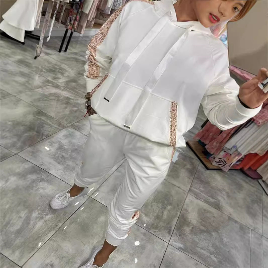 Trendy tracksuit set for women with glittering accents Lune London