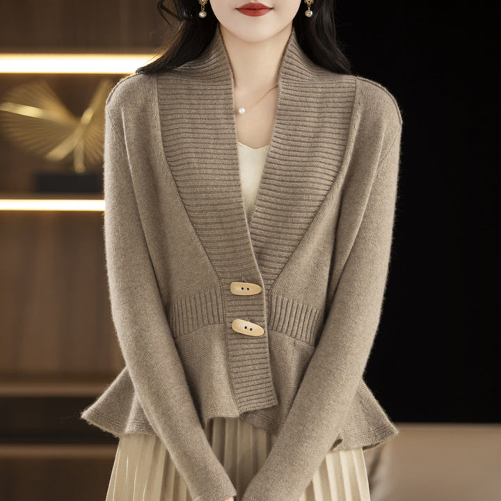 Lune London elegant woman knitted cardigan with wrapped appearance and button detail