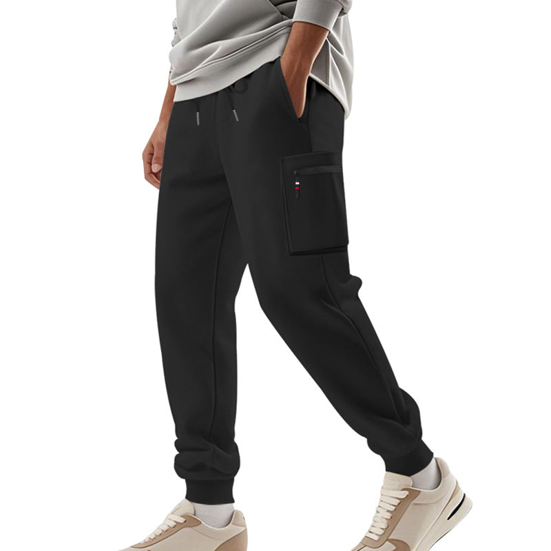 Men's cargo pants with practical side pockets and elastic waist Lune London
