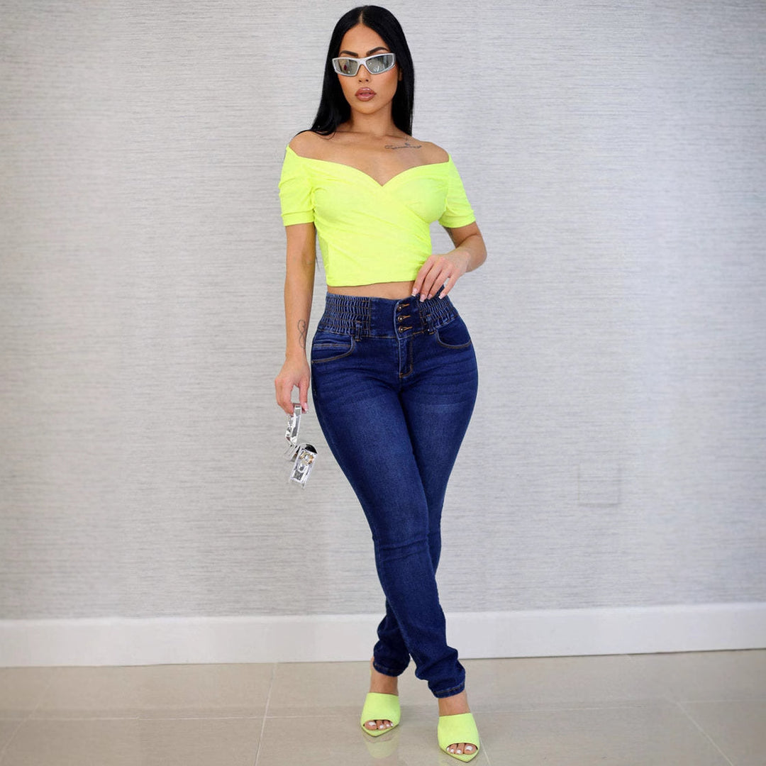 Jeans skinny taille haute pour femmes avec ceinture élastique et boutons décoratifs Chic & Stil