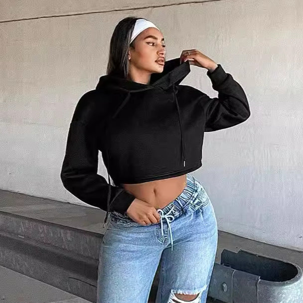 Women's short hoodie with relaxed fit and hood Lune London