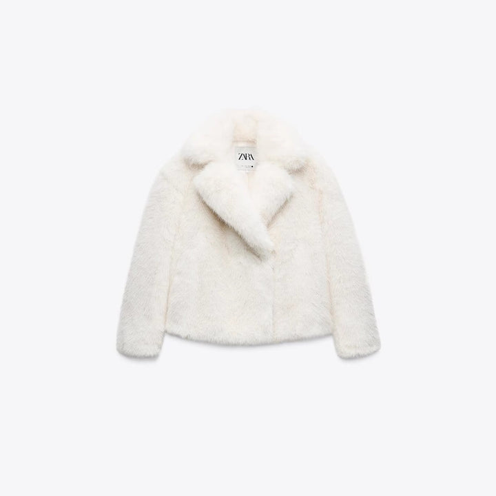 Women Short Plush Jacket with Wide Collar Lune London