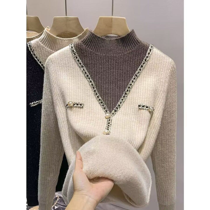 Pull femme à la mode avec col en V, détails scintillants et boutons Chic & Stil