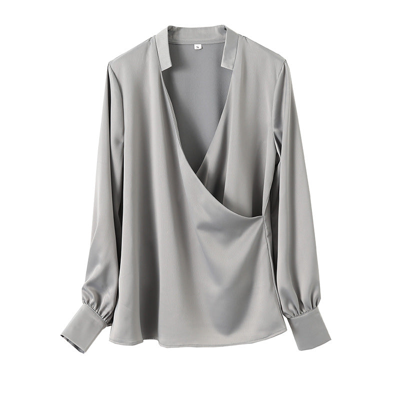 Ladies elegant wrap top with detailed V-neck Chic & Stil