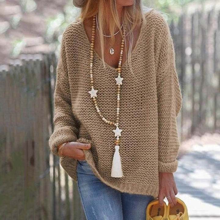 Loose knit sweater for women with deep V-neck and casual cut Lune London