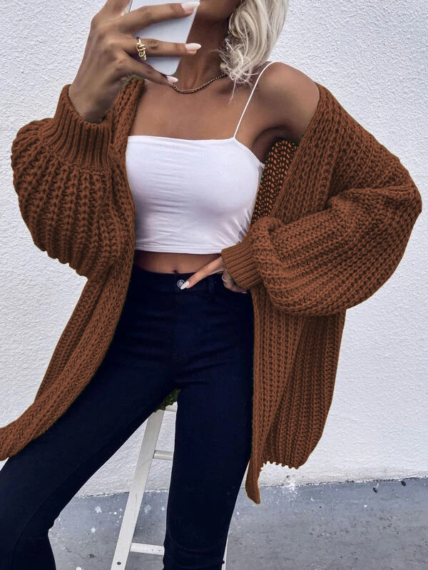 Thick knit cardigan for women with voluminous sleeves and a front opening Lune London