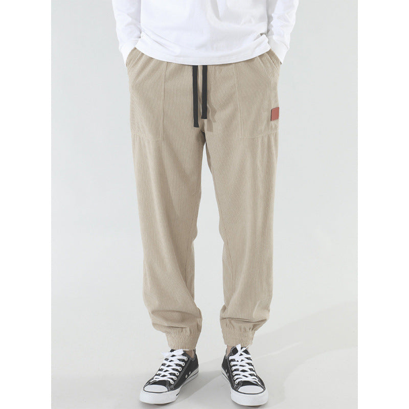 Comfortable casual pants for men with elastic waistband and relaxed fit Lune London