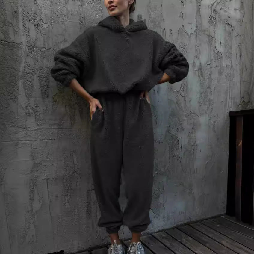 Women's Cozy Fleece Set with Hood and Elastic Waistband Lune London