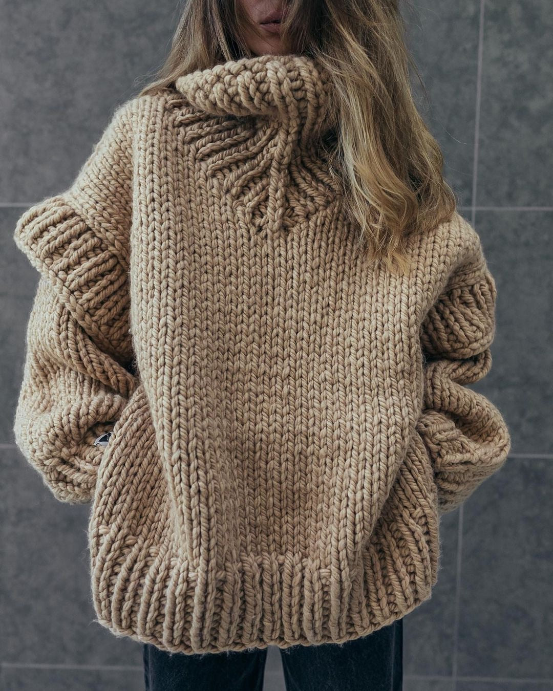 Oversized knitted sweater for ladies Lune London
