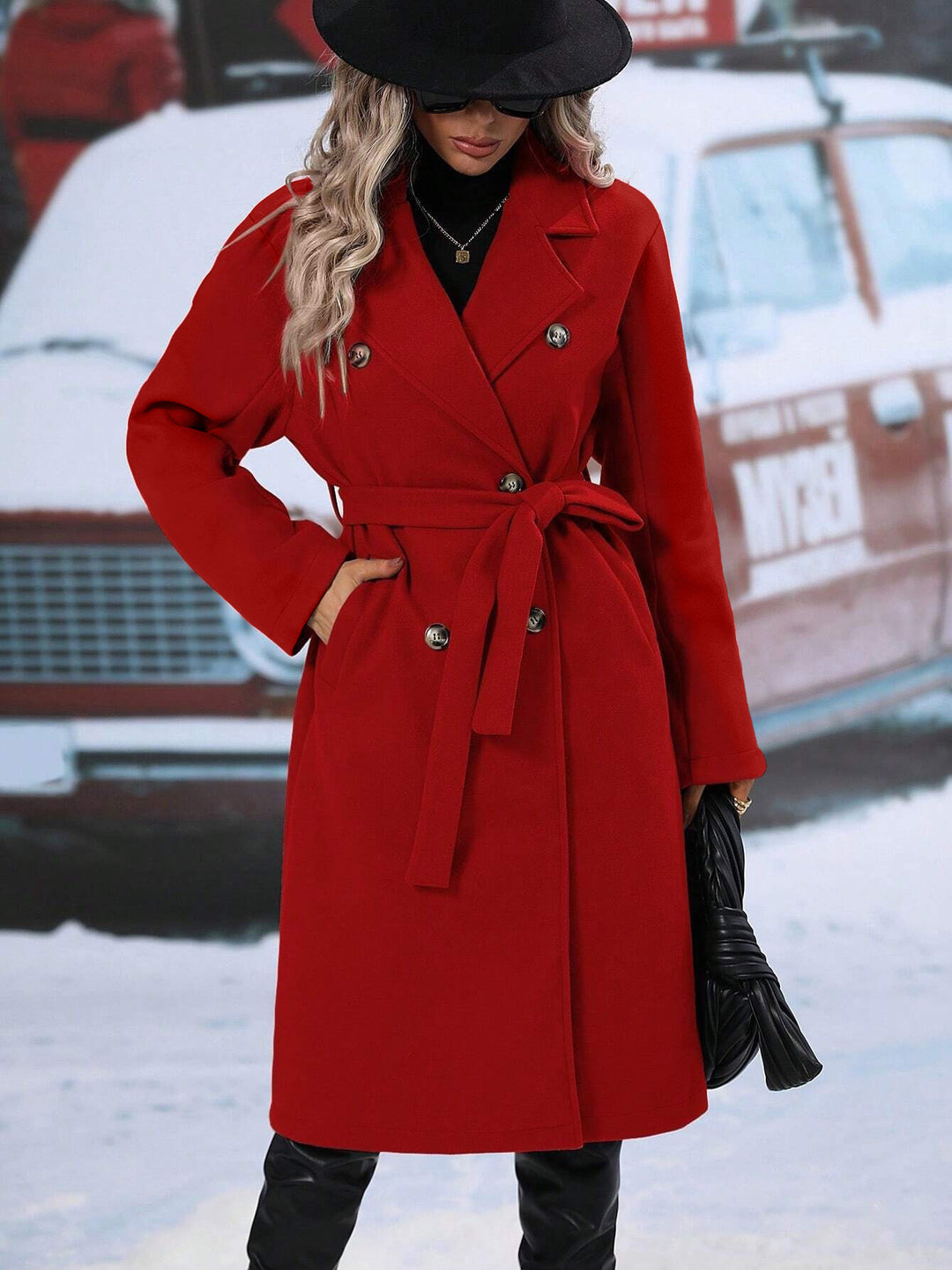 Elegant women's overcoat with tie belt and double row of buttons Lune London