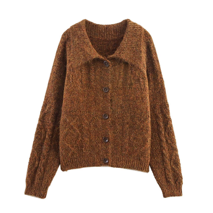 Knitted jacket for women with a chic and soft fabric and decorative buttons Lune London