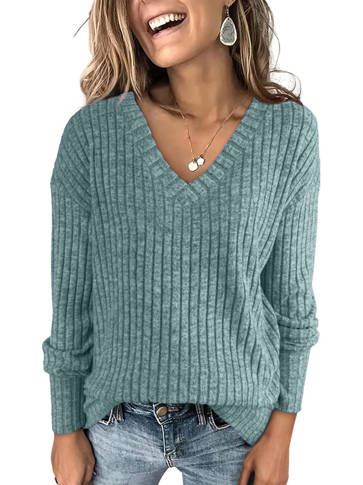 Women elegant V-neck sweater Lune London
