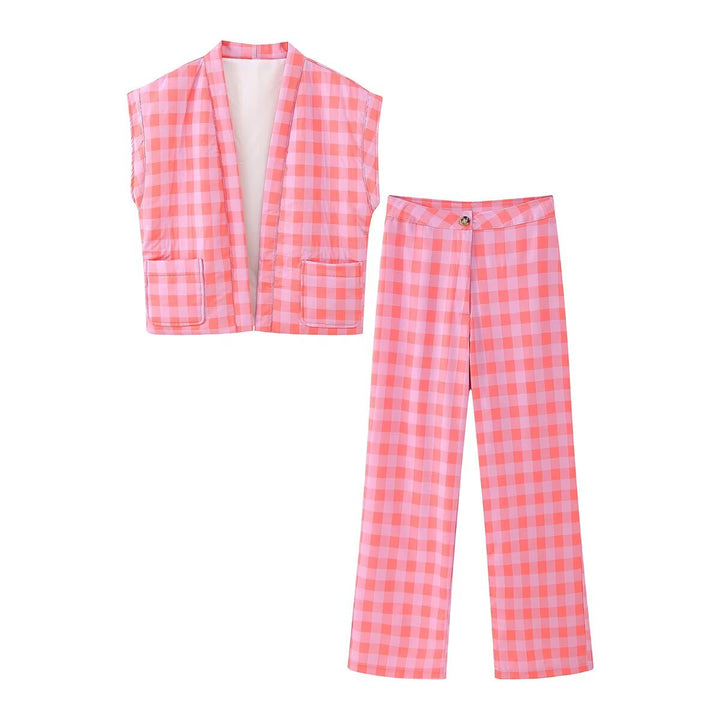 Loose plaid trousers for women with a trendy design Lune London