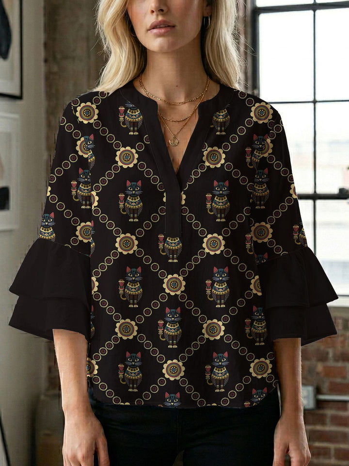 Ladies blouse with beautiful floral design Lune London