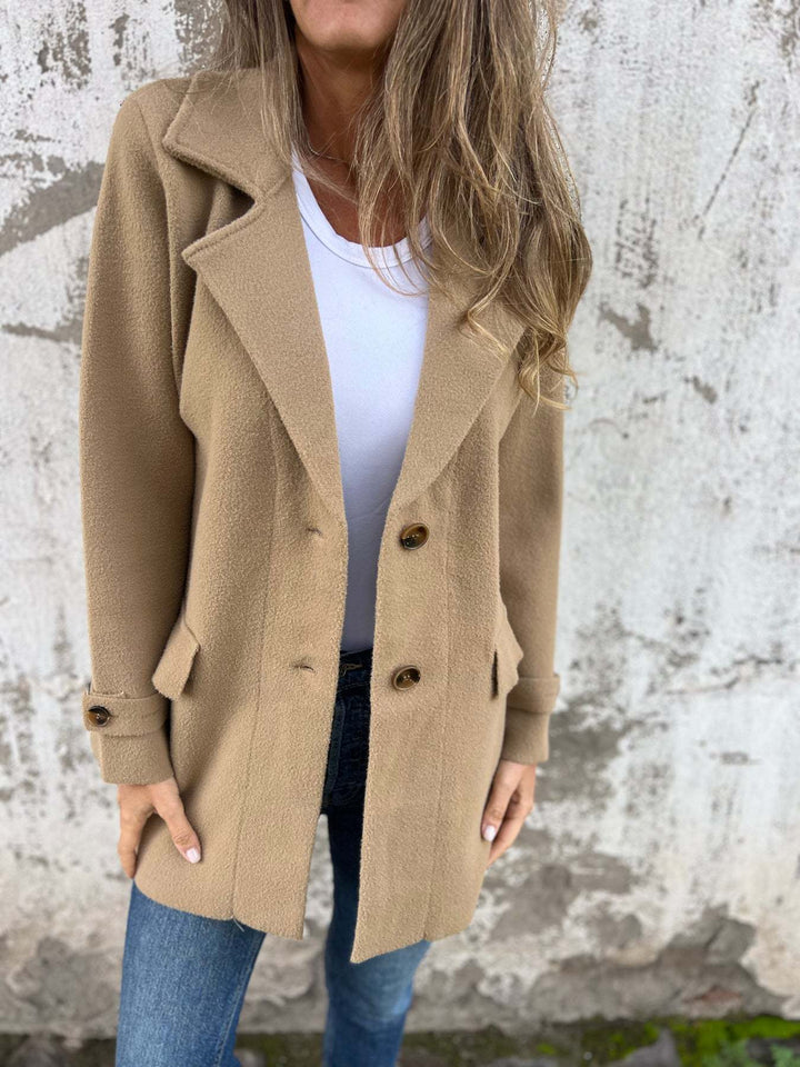 Veste bouclée élégante pour femmes avec double boutonnage Chic & Stil