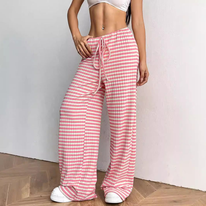 Comfortable and casual leisure pants for women with elastic waistband Lune London