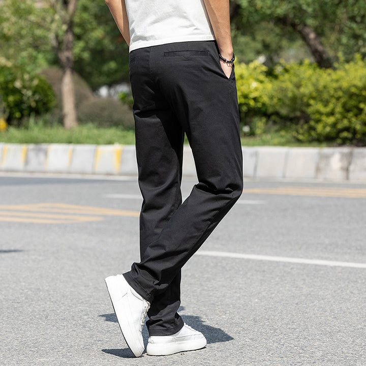 Light leisure pants for men with a practical cut and comfortable fit Lune London