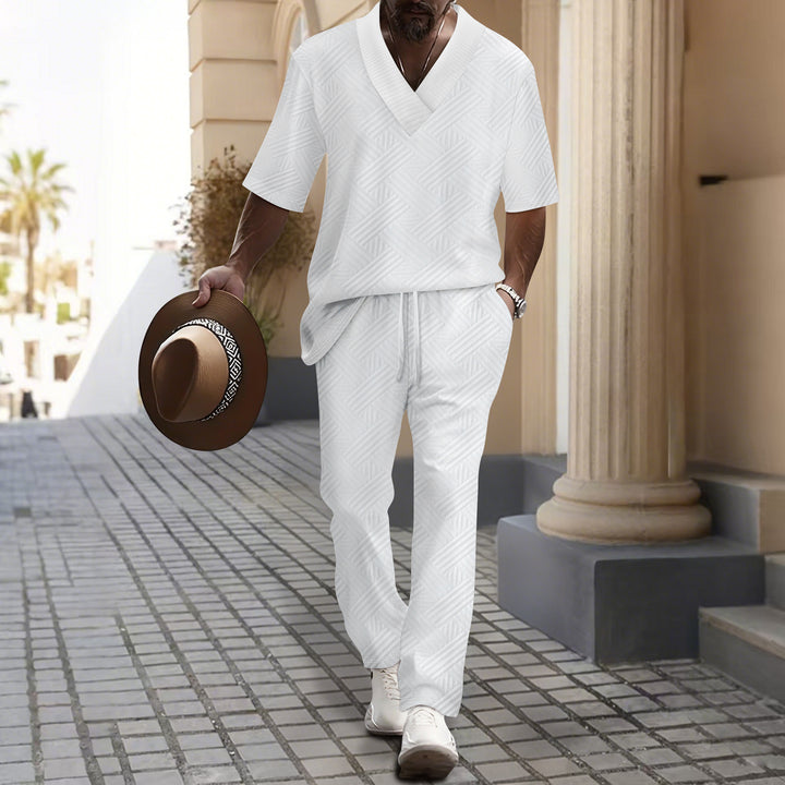 Leisure suit for men with luxurious V-neck and attractive pattern Lune London