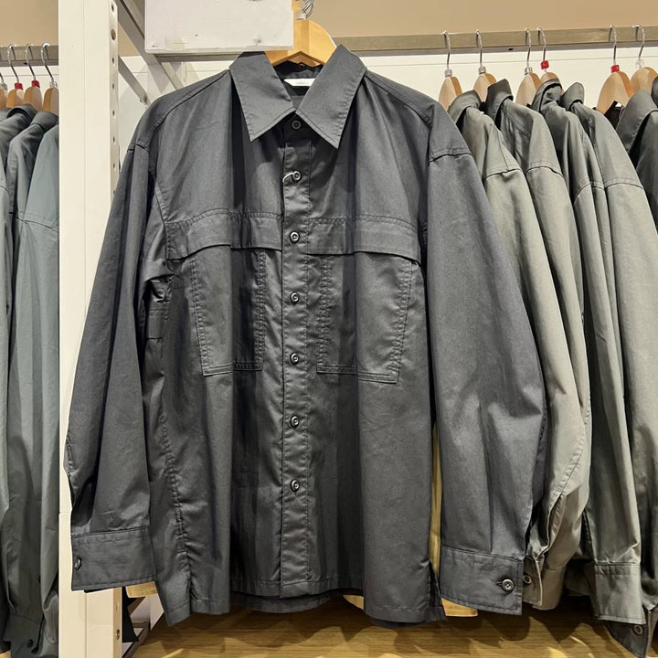 Chemise overshirt décontractée pour femmes avec plusieurs poches Chic & Stil