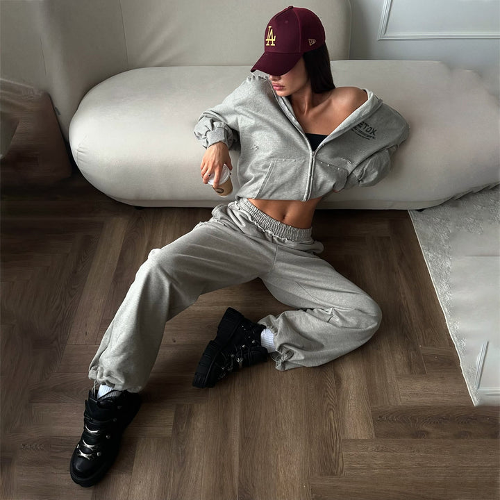 Women's sporty tracksuit set with hoodie and comfortable jogger pants Lune London