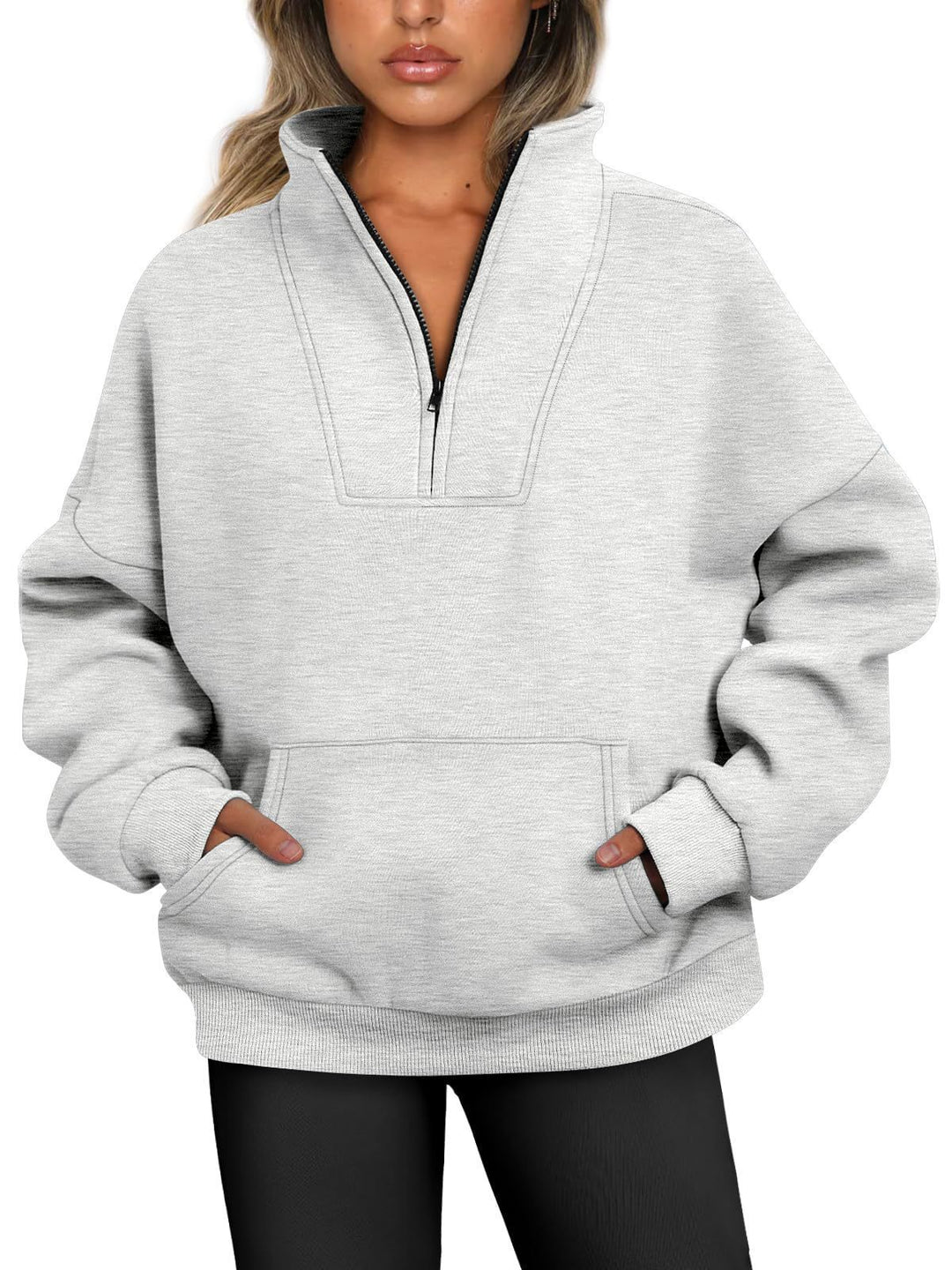 Pull femme décontracté avec col montant et poche kangourou pratique Lune London
