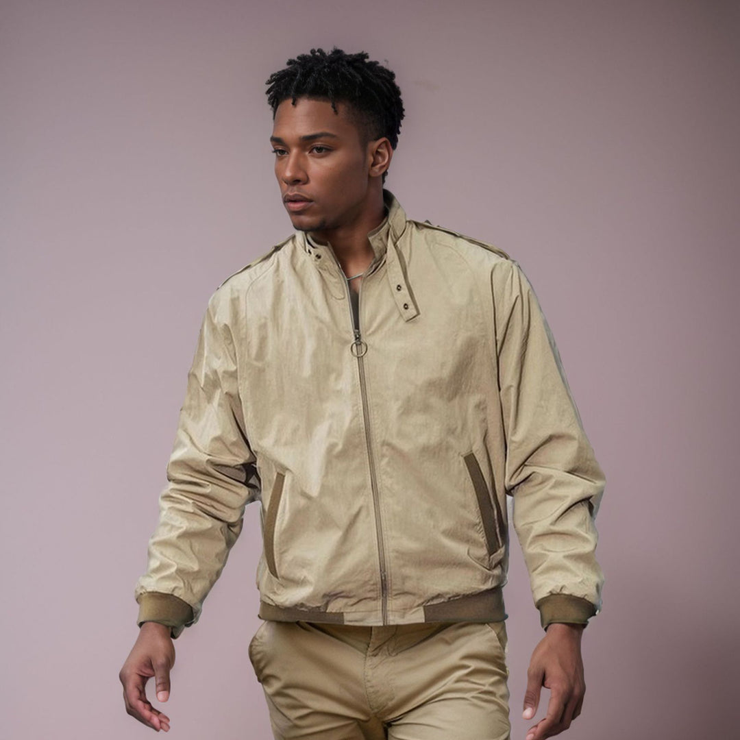 Versatile transition jacket for men with practical pockets and modern high collar Lune London