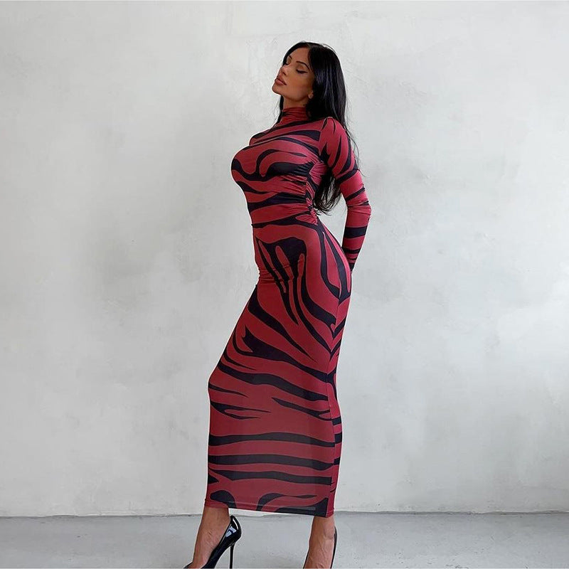 Long sleeve maxi dresses for women with a refined leopard pattern Lune London