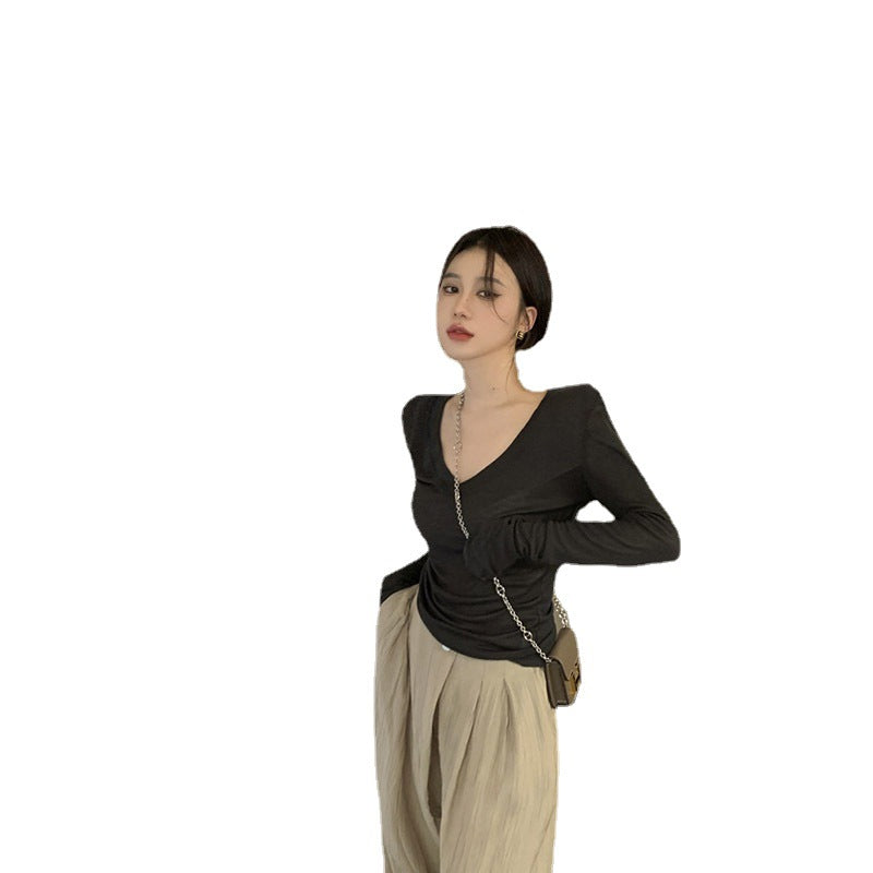 Women Long Sleeve Shirt with V-Neck and Figure-Flattering Fit Chic & Stil