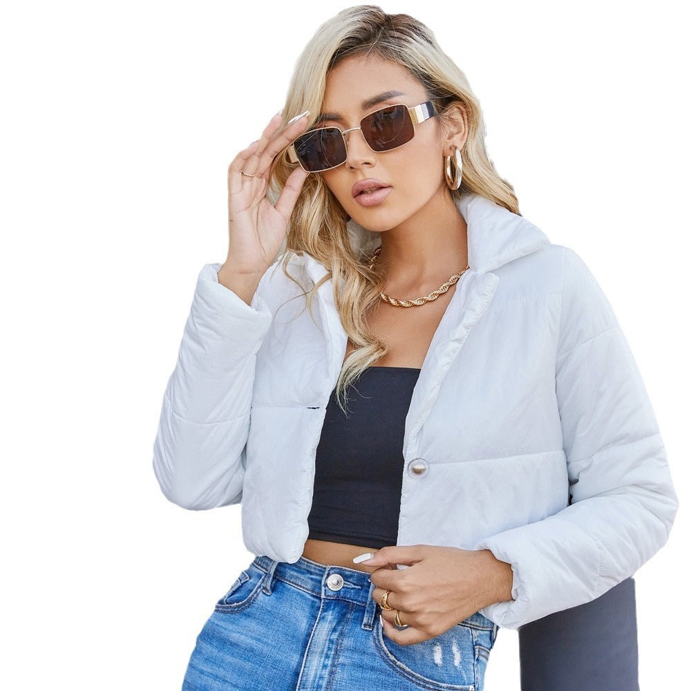 Shiny short fashionable jacket for women with collar Lune London