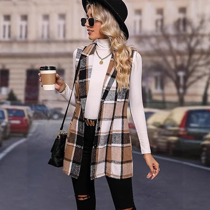 Long women's jacket with a modern checkered design Lune London