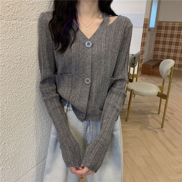Cardigan élégant pour femmes avec col en V et poches Chic & Stil