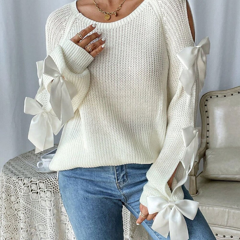 Pull en maille pour femme avec des détails de nœud décoratifs et un design à bras ouverts Chic & Stil