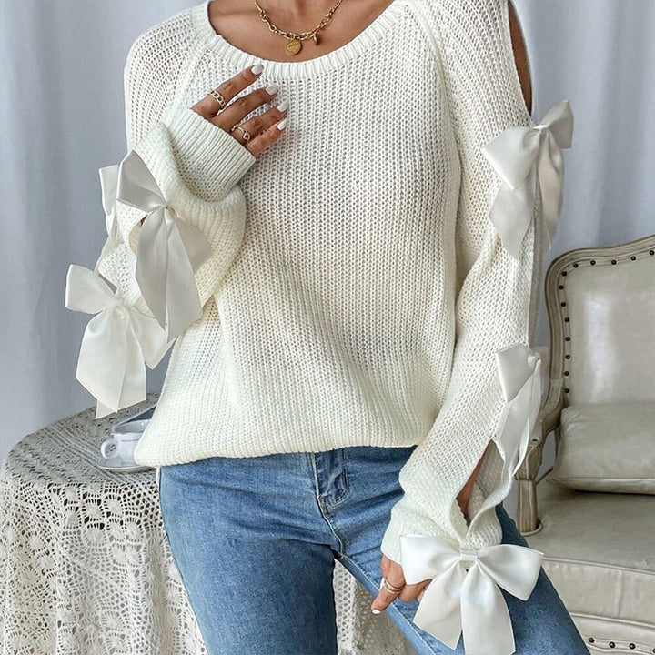 Pull en maille pour femme avec des détails de nœud décoratifs et un design à bras ouverts Chic & Stil