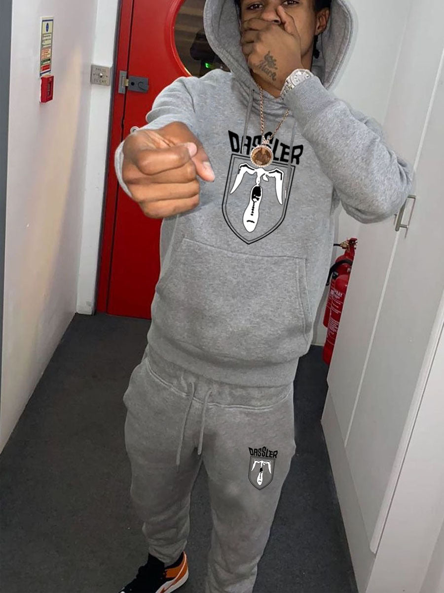 Women's hoodie and jogging set with exclusive graphic element Lune London