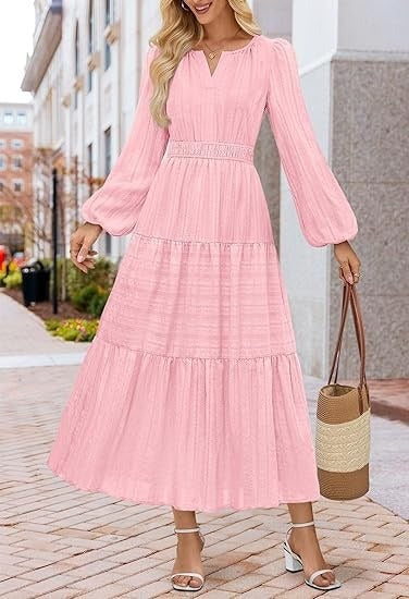 Robe maxi pour femmes avec de magnifiques manches bouffantes et une taille froncée Chic & Stil