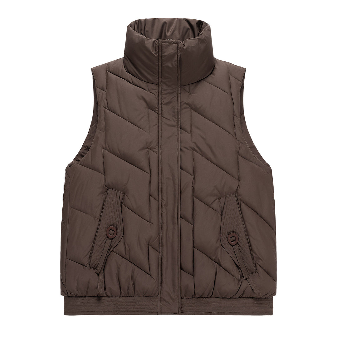 Ladies fashionable and functional quilted jacket with high collar and pockets Lune London