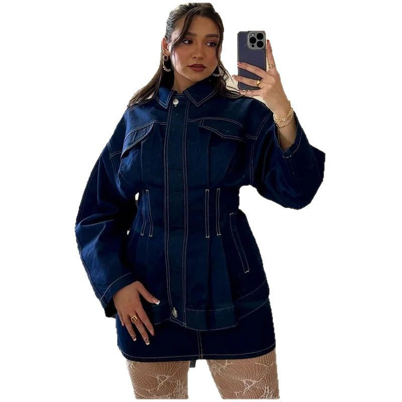 Veste en jean stylée pour femmes avec des manches larges et un design ajusté Chic & Stil