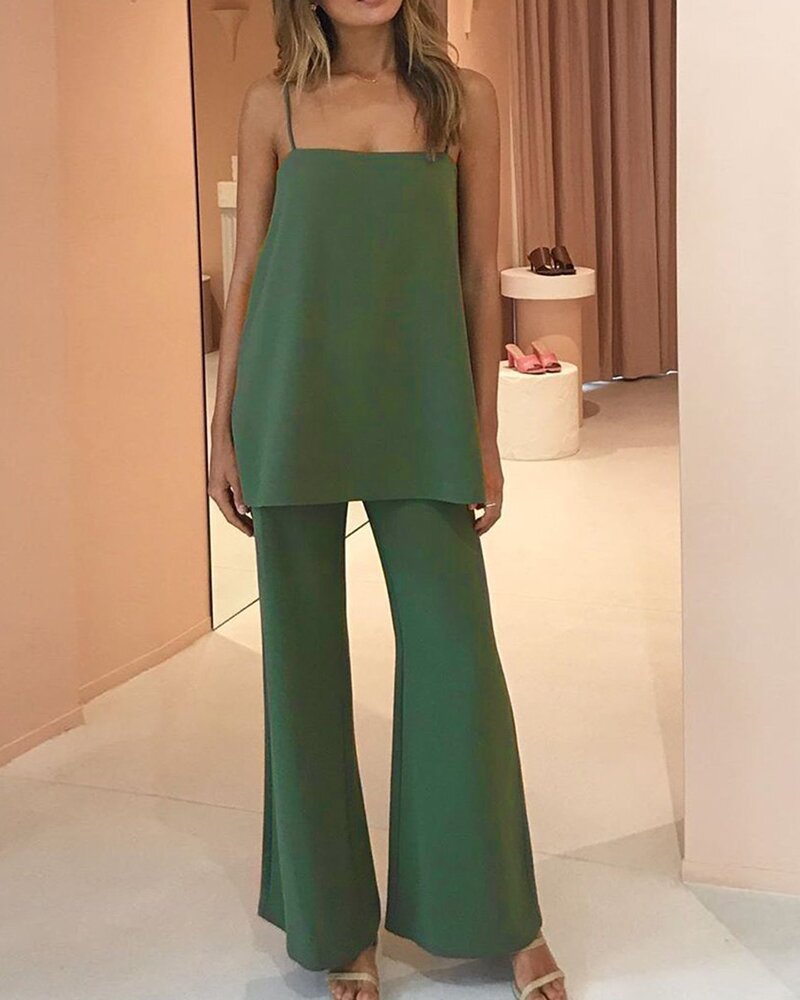 Ladies chic and stylish elegant jumpsuit with wide pants