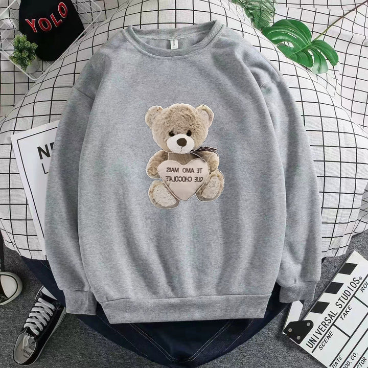 Women's sweatshirt with embroidered bear motif Chic & Stil